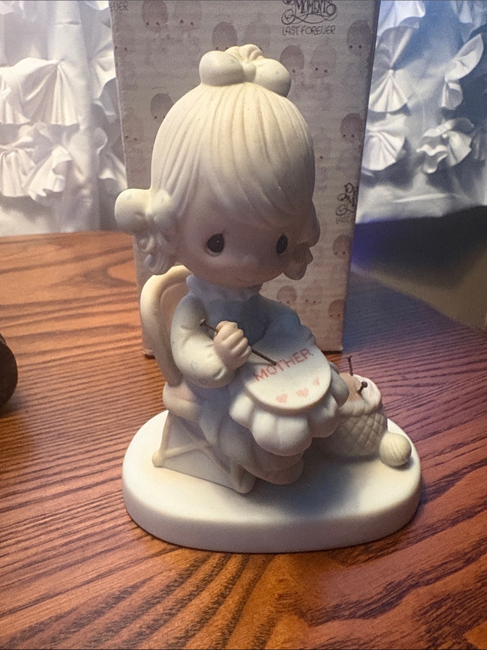 Mother Sew Dear precious moments figure #E-7181